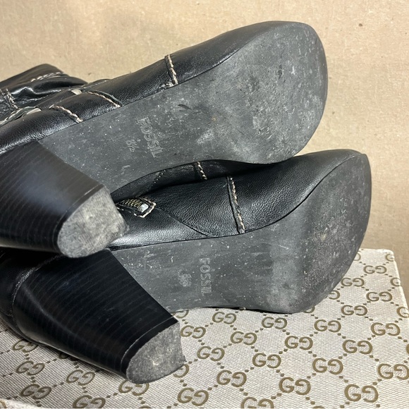 Sz 8.5 FOSSIL WOMENS LEATHER ANKLE BOOTS BLACK SILVER HARDWARE - Picture 3 of 8